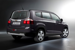 http://www.fib.is/myndir/Chevrolet-Orlando-3.jpg