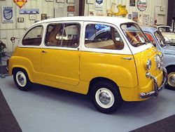 http://www.fib.is/myndir/Fiat600multipla.jpg