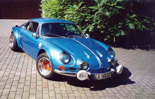 http://www.fib.is/myndir/Renault-alpine.jpg