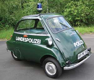 http://www.fib.is/myndir/BMW-Isetta.jpg