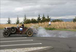 http://www.fib.is/myndir/Bentley-reykspolar.jpg