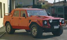 http://www.fib.is/myndir/Lamborghini-LM-002.jpg