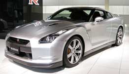 http://www.fib.is/myndir/Nissan_GT-R.jpg