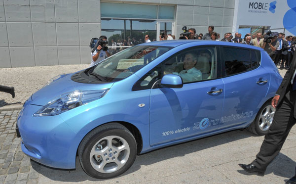 http://www.fib.is/myndir/Nissan_Leaf_june.jpg