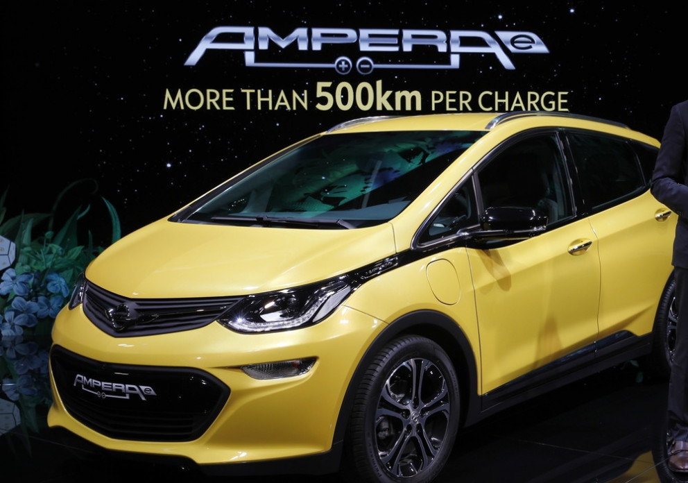 Áætluð ársframleiðsla Opel Ampera-e 2017 er uppseld