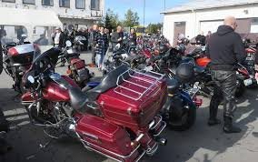 Samstöðufundur við hús Vegagerðarinnar