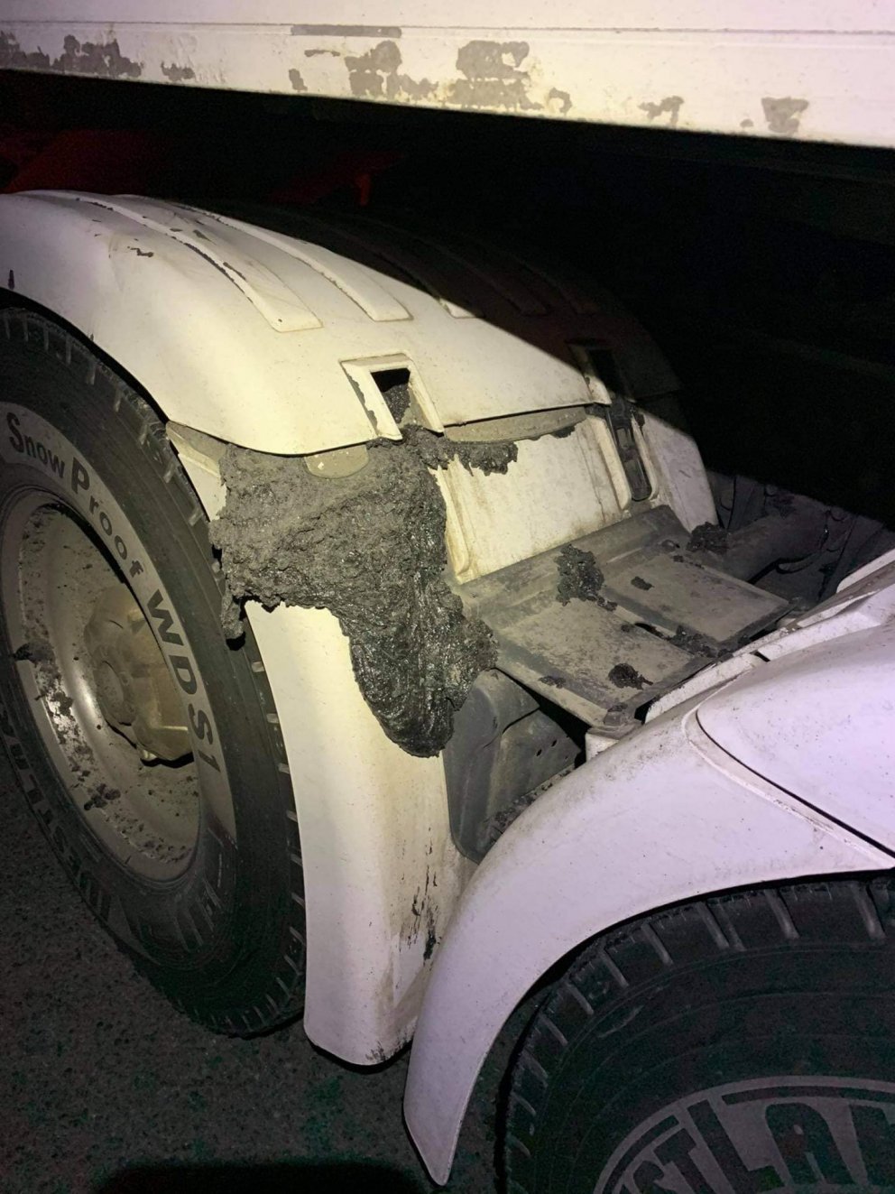 Á þriðja hundrað ökutækja urðu fyrir tjóni vegna blæðinga