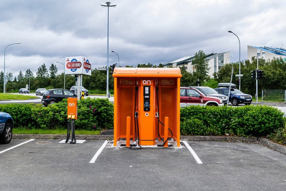 Reykjavíkurborg skylt að bjóða út að nýju uppsetningu hleðslustöðva