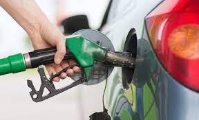 Stjórnvöld ættu að grípa í taumana vegna hækkandi eldsneytisverðs