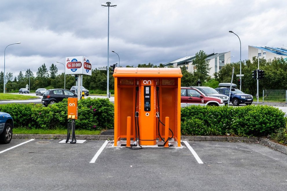 Landsréttur stendur með rafbílaeigendum