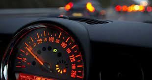 Ríkið hlustar á FÍB með öðru eyranu - kílómetragjald á rafbíla