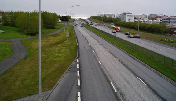 Brot 494 ökumana mynduð á Miklubraut