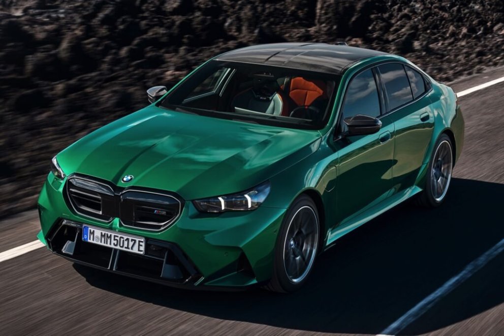 Öflugur og glæsilegur BMW M5