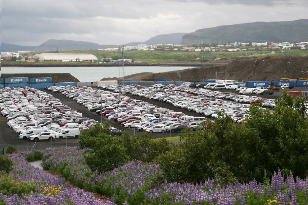 Aukning í lánum til bílakaupa