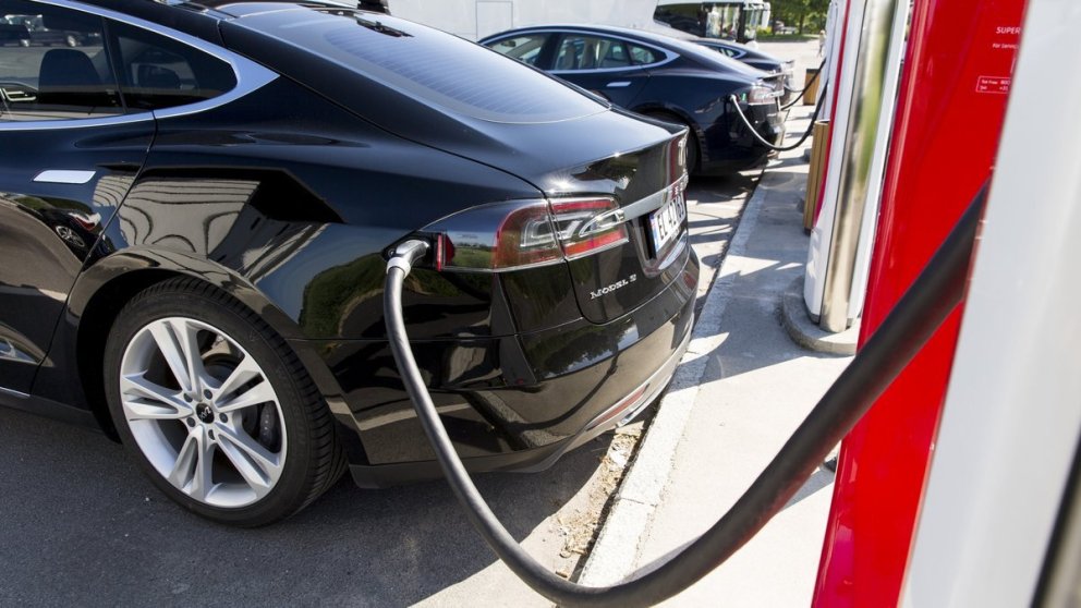 Mikill samdráttur í nýskráningum rafmagnsbíla