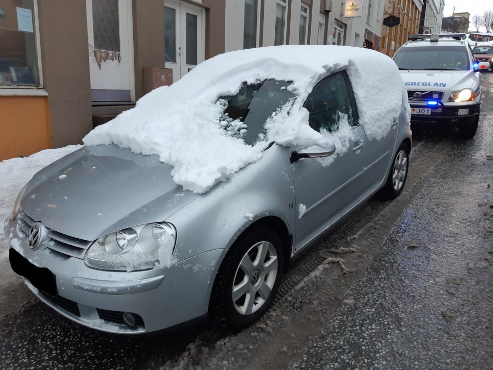 Ökumenn hreinsi vel af öllum rúðum