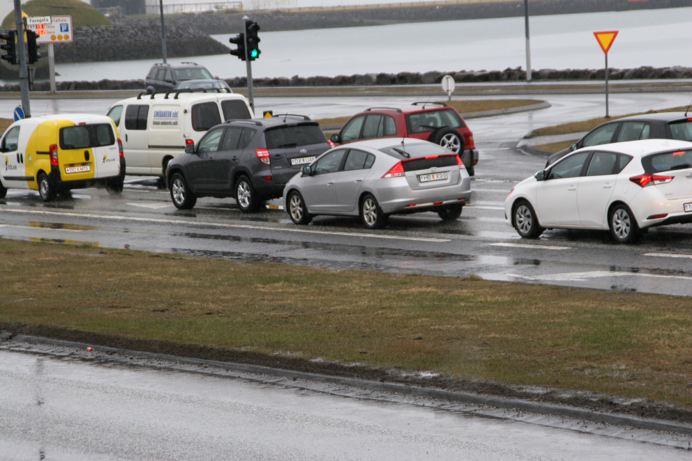 Ríkisstjórn Bjarna Benediktssonar áformar gríðarlega skattahækkun á bílanotkun