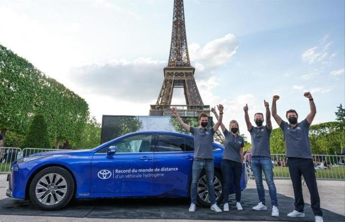 Toyota Mirai fór yfir þúsund kílómetra á einum vetnisgeymi