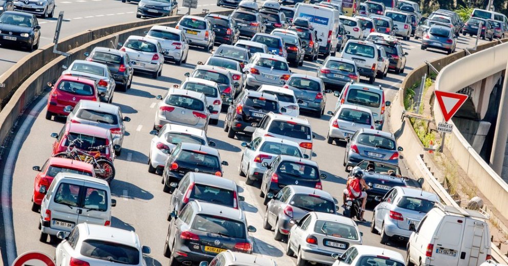 Gömlum mengandi bílum beint frá miðborgum víða í Evrópu