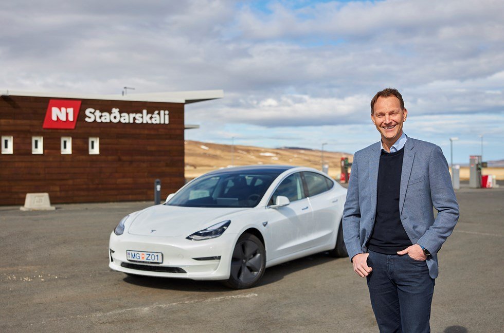 N1 þjónustar Tesla eigendur á hrinferð um Ísland