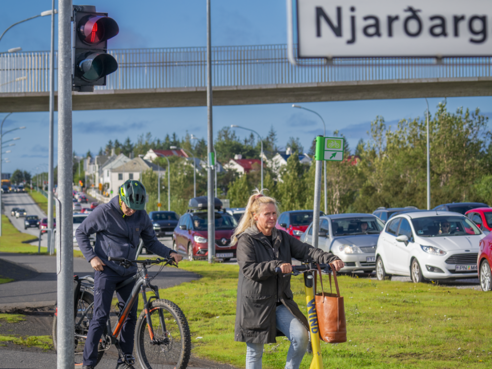 Bætt umferðaröryggi á gatnamótum Hringbrautar og Njarðargöt