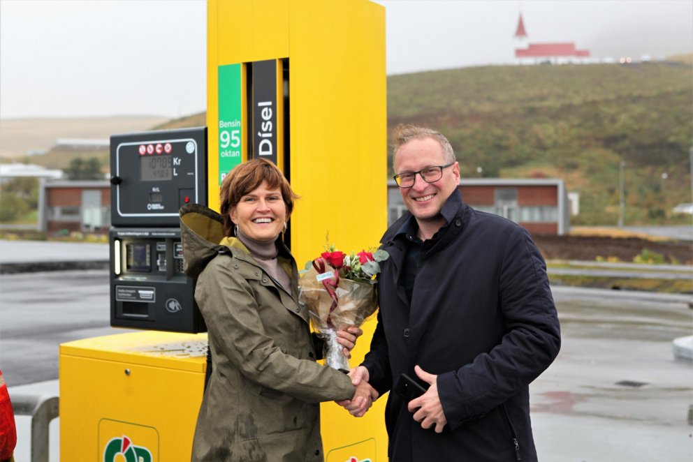 Ný sjálfsafgreiðslustöð opnuð í Vík