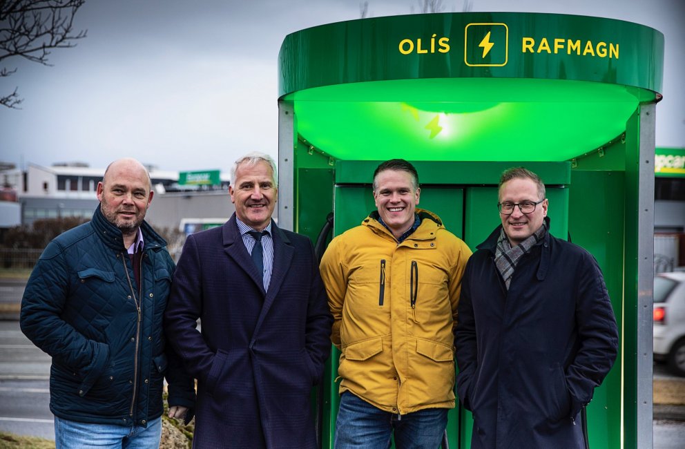 Hraðhleðlsustöðvum hjá Olís fjölgar