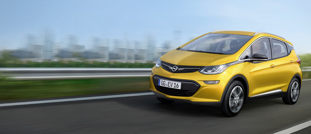 Opel Ampera-e sýndur í París