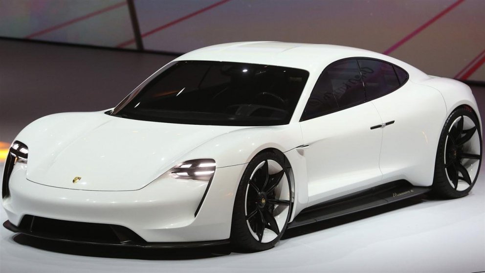 Rafbíll frá Porsche væntanlegur á markað