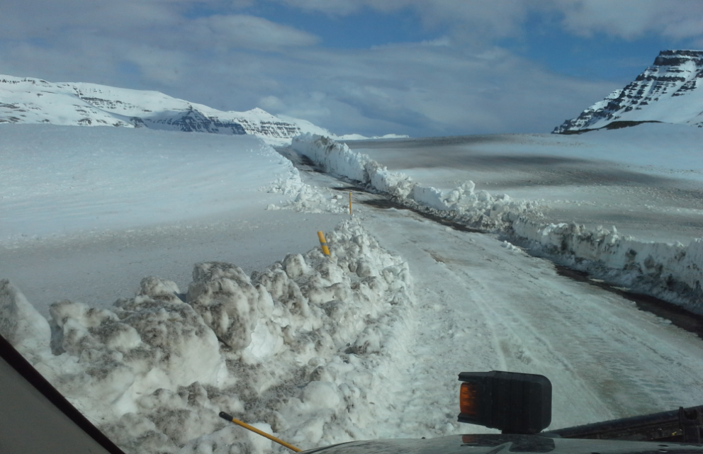 Minni umferð á Hringveginum má rekja til tíðarfarsins