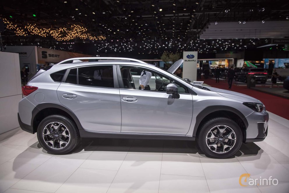 BL ehf innkalla 86 Subaru VX bifreiðar