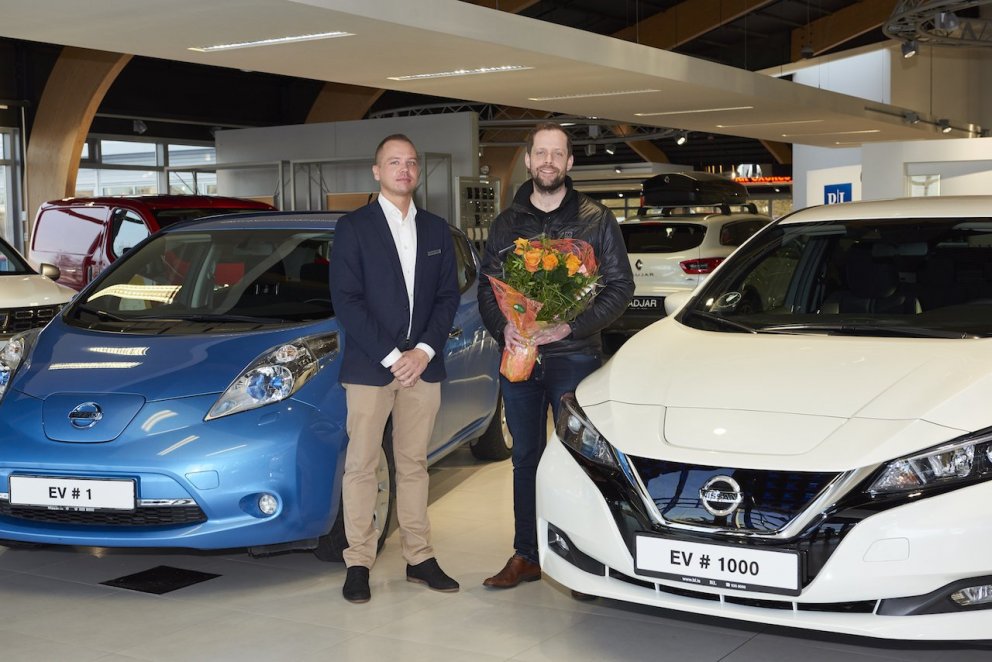 Þúsundasti rafbíllinn afhentur