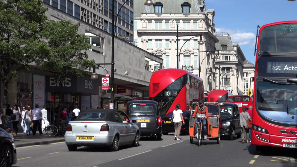 Bresku ráðuneytin auka rafbílanotkun