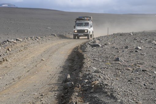 Opnun fjallvega ræðst af veðurfari og snjóalögum