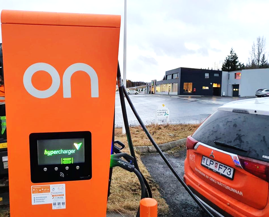 Afkastameiri hraðhleðslustöð opnuð við Varmahlíð