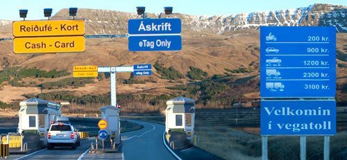 Flokkur ráðherrans á móti vegtollum fyrir kosningar