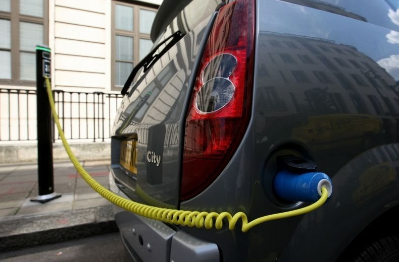 Frumvarp um ívilnanir gæti fjölgað rafbílum